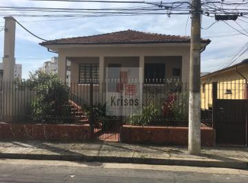 Casa · 180m² · 8 Quartos · 3 Vagas · Conjunto de 7 imóveis em terreno de 392 m² com rendimentos.