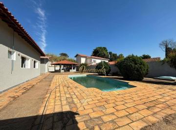 987e8c7cce26ea216904cfde79c32b91dd9db5e6 · Chácara à venda, 3 casas, 5 suítes, piscina, Condomínio Terras de Itaici, Indaiatuba.