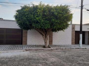 Casa · 162m² · 4 Quartos · 5 Vagas · Casa com 4 dorms, Caiçara, Praia Grande - R$ 900 mil, Cod: 2636