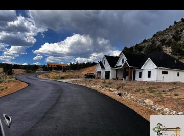 Casa · 150m² · 3 Quartos · 3 Vagas · Casa em Orderville Utah - EUA, Red Valley Heights