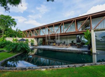 Foto 01 · Casa Contemporânea à Venda na Fazenda Boa Vista