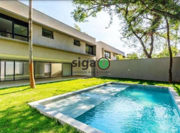 Casa · 936m² · 4 Quartos · 6 Vagas · Sofisticação e Conforto em Cada Detalhe  Casa de Alto Padrão à Venda!