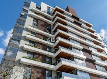 Apartamento · 200m² · 3 Quartos · 3 Vagas · Apartamento à venda no edifício Weiss de Castilho