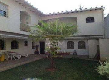 Casa · 300m² · 5 Quartos · 4 Vagas · Sobrado amplo no Nova Petrópolis com 4 dormitórios, edícula completa e excelente