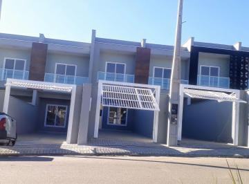 Casa · 110m² · 3 Quartos · 2 Vagas · Sobrado à venda no bairro Floresta - Joinville/SC