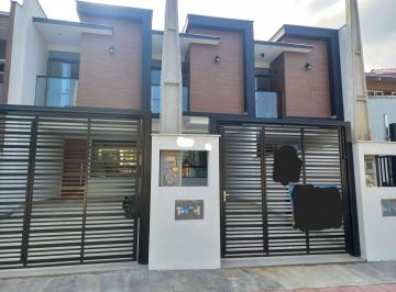 Casa · 110m² · 3 Quartos · 2 Vagas · Sobrado à venda no bairro Floresta - Joinville/SC