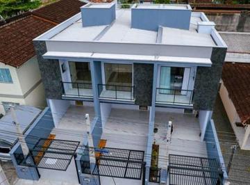 Casa · 110m² · 2 Quartos · 2 Vagas · Sobrado à venda no bairro Costa e Silva - Joinville/SC