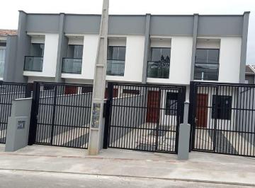 Casa · 70m² · 2 Quartos · 2 Vagas · Sobrado à venda no bairro Floresta - Joinville/SC