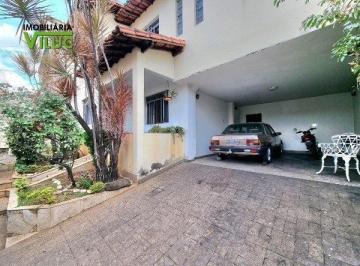 Casa · 201m² · 4 Quartos · Casa à venda - em Alípio de Melo