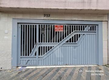 Casa · 60m² · 2 Quartos · Casa com 2 quartos, sala, cozinha, banheiro, área de serviço, área de serviço e vaga para moto.