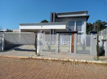 Casa · 195m² · 3 Quartos · 2 Vagas · 
                Casas - Bom Pastor
                