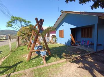Casa · 38m² · 3 Quartos · 1 Vaga · Área de terra bairro Quatro Cantos, Picada Café.RS