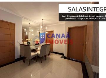 Apartamento · 79m² · 3 Quartos · 2 Vagas · Apartamento todo montado, c/ 3 quartos 1 suíte a 200m do Praia Clube