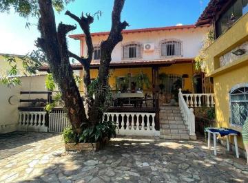 Casa · 293m² · 4 Quartos · Casa à venda - no Jardim Montanhês