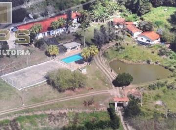 Foto 01 · Sítio a venda em Piracaia , 09 dormitórios , piscina , churrasqueira, vista maravilhosa , 500 m² de