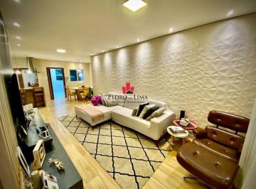 Casa · 240m² · 4 Quartos · 4 Vagas · Sobrado 450 m² em Tatuapé