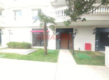 d0b3c2d4bc9e48def6b762ac34043deb.jpg · Conjunto comercial de 100m²