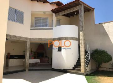 83794a00576c429385eb2de063a287b92b330731 · Casa à venda no bairro Santa Mônica em Uberlândia