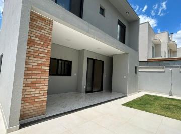 Foto 28 · Um terreno de 300 m2 com uma construção de 190 m2, essa casa possui três suítes espaçosas e confortá