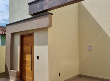 Casa de 2 quartos, Pirenópolis · Lindo Loft com banheira de Hidro em Bairro Nobre em Pirenópolis