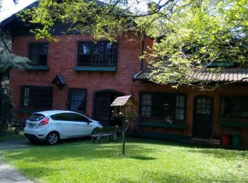 Casa · 400m² · 7 Quartos · 1 Vaga · CASA 7 DORMITÓRIOS - Bairro Vila Suzana