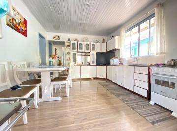 388024.jpg · Casa 4 ou + dormitórios - Bairro Dutra