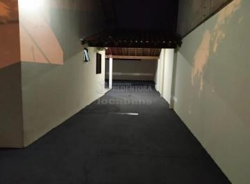 Casa · 200m² · 2 Quartos · 2 Vagas · Casa Padrão em São José do Rio Preto