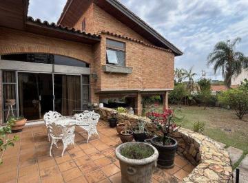 Casa · 366m² · 4 Quartos · CASA ASSOBRADADA 4 QUARTOS SENDO 2 SUITES, Santa Rosália