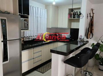 Casa · 240m² · 4 Quartos · 3 Vagas · Ótimo para morar e ter uma renda, São 3 casas no mesmo terreno e uma sala comercial.