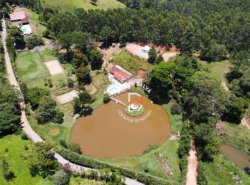 f5d0fdae359cb12b0d24c982d18251e15862ed34 · Chácara com 9 dormitórios (3 suítes) à venda, 17000 m² por R$ 1.550.000 - Divininho - Nazaré Paulis