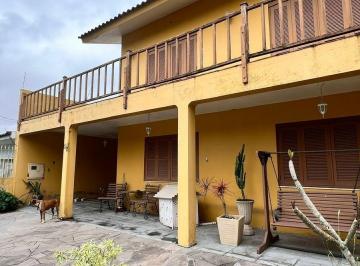 Casa · 365m² · 3 Quartos · 2 Vagas · Casa Sobrado em Laranjal, Pelotas/RS