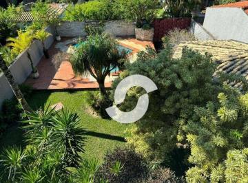 89f7db036779a47bec43a2152b207616bcc8f828 · Casa com 4 dormitórios à venda, 429 m² por R$ 2.700.000,00 - Piratininga - Niterói/RJ