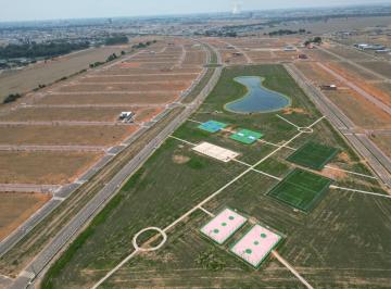 Terreno · 447m² · Terreno à venda - em Parque do Lago