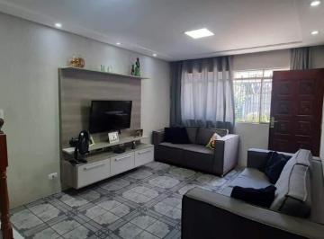 Casa · 208m² · 3 Quartos · 3 Vagas · Sobrado 208 m² Localizado No Bairro Jaçatuba Santo André - SP 