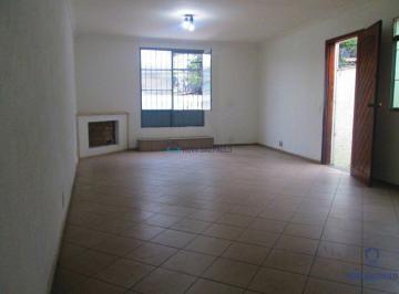Casa · 108m² · 3 Quartos · 2 Vagas · Casa à venda no Jabaquara com 3 quartos sendo 1 suíte e 2 vagas de garagem.
