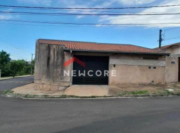 Casa · 82m² · 2 Quartos · 3 Vagas · Casa em Rua Pedro Roza da Silva - Conjunto Habitacional Leandro Alarcão Dias - Botucatu/SP