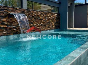 Casa · 402m² · 4 Quartos · 7 Vagas · Casa em  Rua Maria Sedrez - Fazendinha - Itajaí/SC