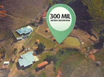 ade5036b518fa8885cc209a26e51580aae1f9dda · Fazenda com 3 quartos à venda, 300080 m² - Piquete - Piquete/SP
