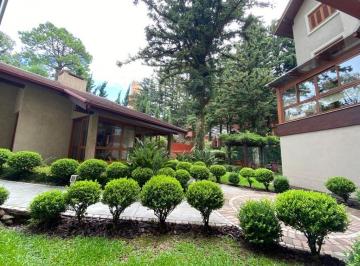 Apartamento · 179m² · 3 Quartos · 2 Vagas · Apartamento com 3 dormitórios à venda por R$ 1.780.000,00 - Centro - Gramado/RS