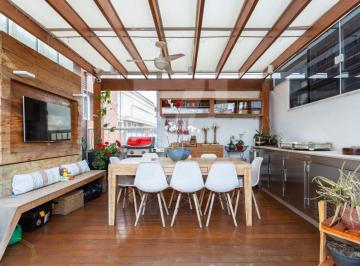 Apartamento · 244m² · 3 Quartos · 5 Vagas · Cobertura à venda  e locação localizada no cobiçado Itaim