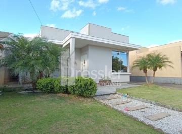 Casa · 140m² · 2 Quartos · 
                Casas - 2 dormitórios - Conventos
                