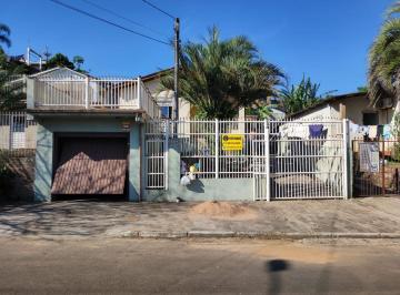 Casa · 136m² · 3 Quartos · 2 Vagas · Casa no Bairro Santa Teresa