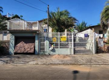 Casa · 136m² · 3 Quartos · 2 Vagas · Casa no Bairro Santa Teresa