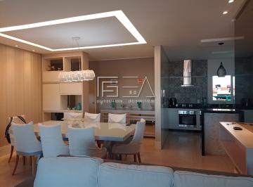 Apartamento · 202m² · 3 Quartos · Residência Excepcional: Apartamento à Venda em Localização Privilegiada!