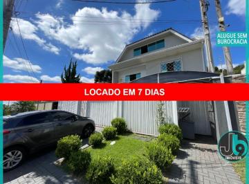 Foto 01 · Sobrado Semimobiliado para Alugar no bairro Umbará 192m² com 3 quartos, 1 suíte com closet, churrasq