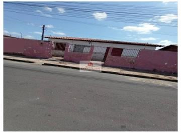 c11ef655510e79ab51589a4662fee612.jpg · Terreno de (20x30), plano, murado, boa localização, no Dirceu Arcoverde