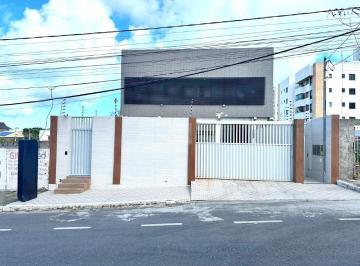 Casa · 200m² · 3 Quartos · 2 Vagas · Bela Casa à venda na Atalaia.