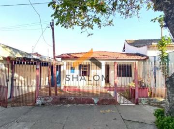 Casa · 90m² · 3 Quartos · 4 Vagas · Oportunidade Única! Casa Térrea com Amplo Quintal no Instituto de Previdência