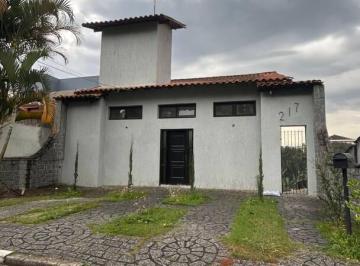 Casa · 200m² · 3 Quartos · 2 Vagas · casa para locaçao em condominio fechado de Aruja