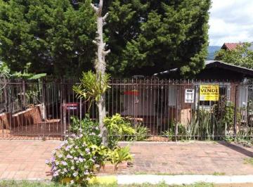 Casa · 210m² · 3 Quartos · Casa com três dormitórios a venda no Centro de Igrejinha